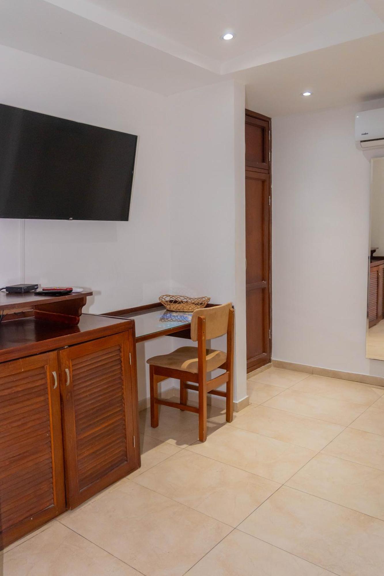 Hotel Coral Reef Cartagène Extérieur photo